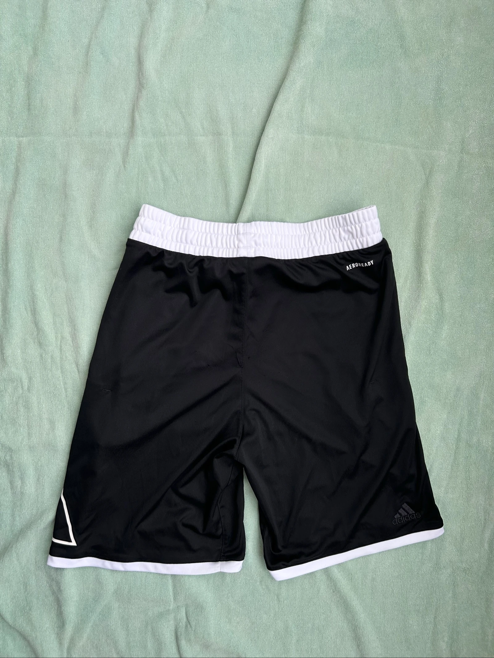 Pantalón corto Adidas – photo 2